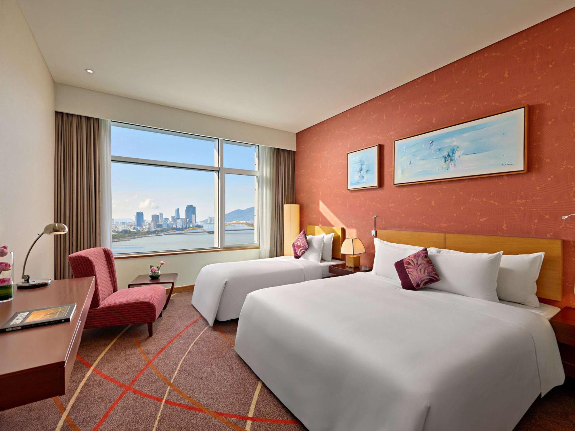 Grand Mercure Danang Esterno foto