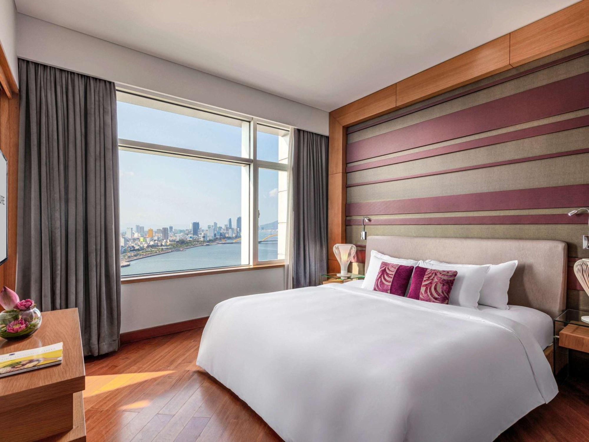 Grand Mercure Danang Esterno foto