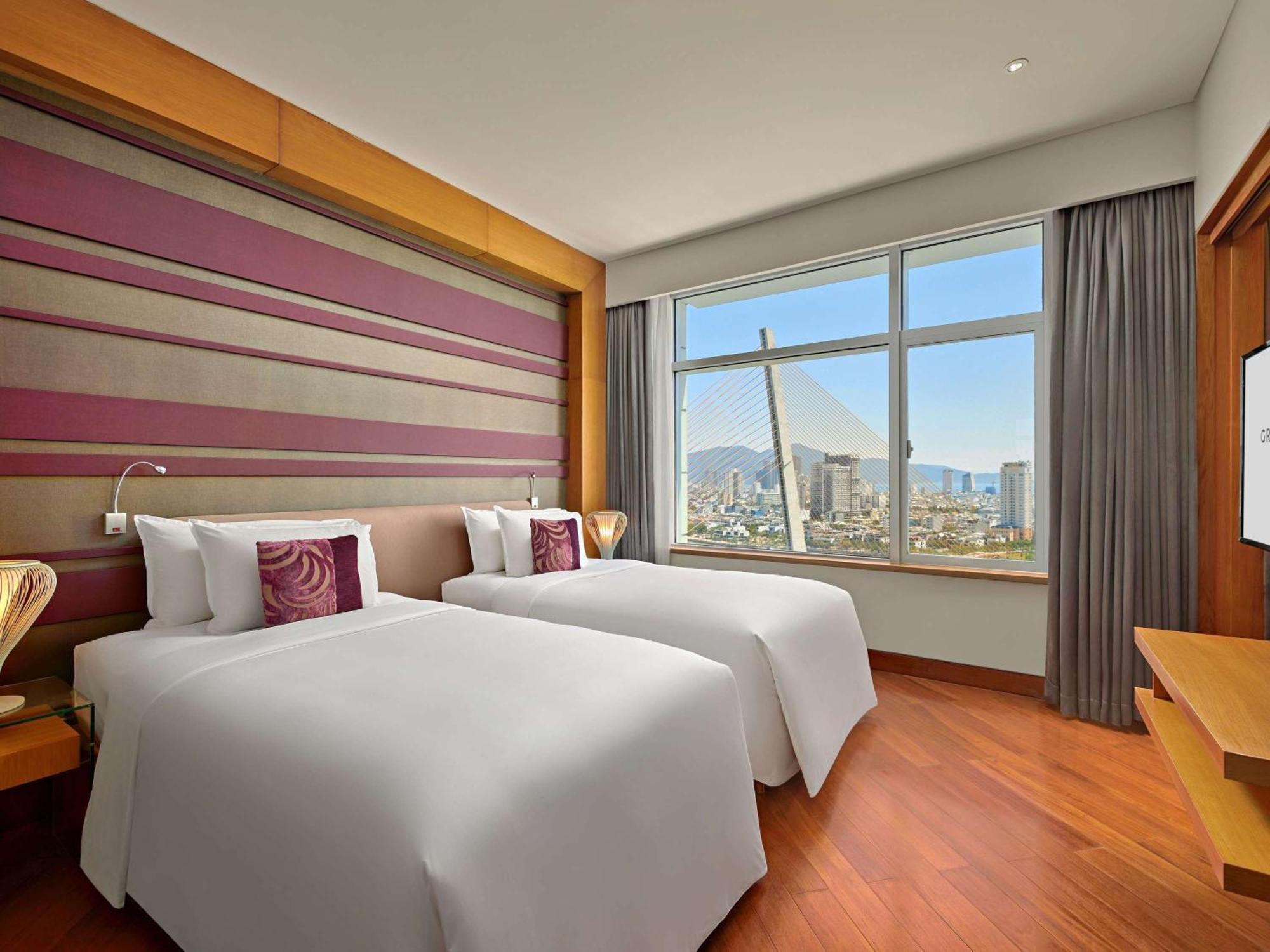 Grand Mercure Danang Esterno foto