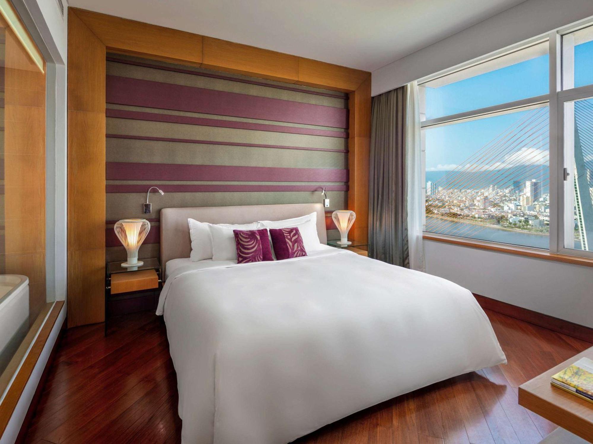 Grand Mercure Danang Esterno foto